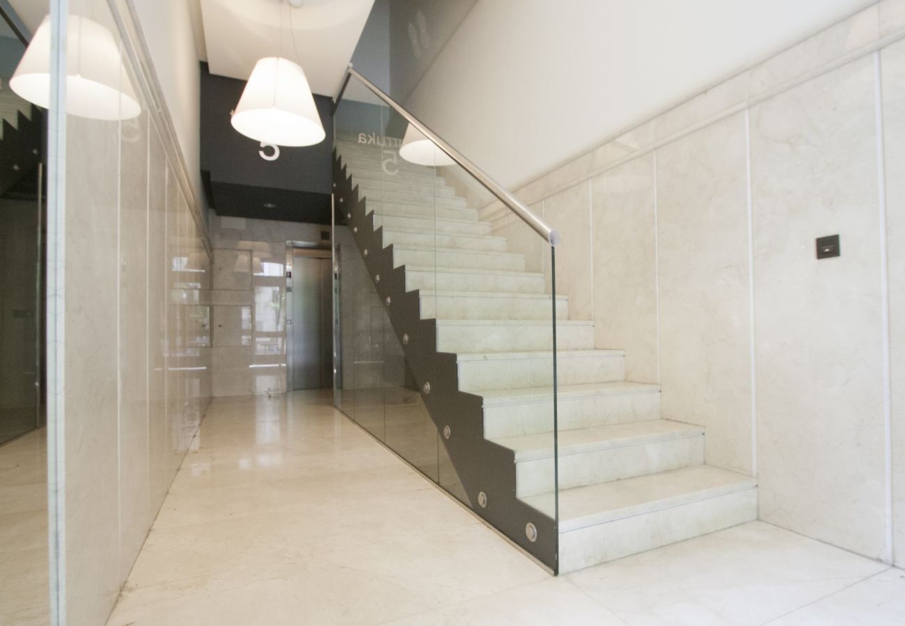 Apartamento en San Sebastián - AVENIDA II