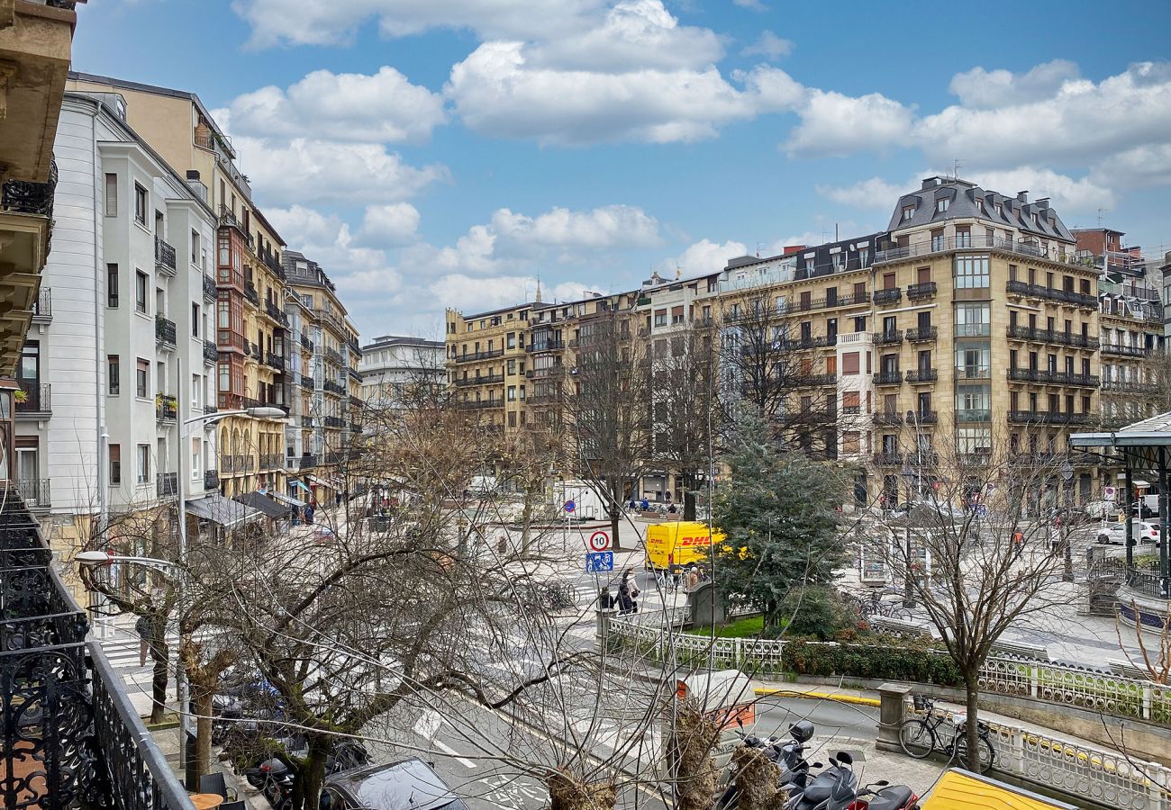 Apartamento en San Sebastián - AUTONOMIA