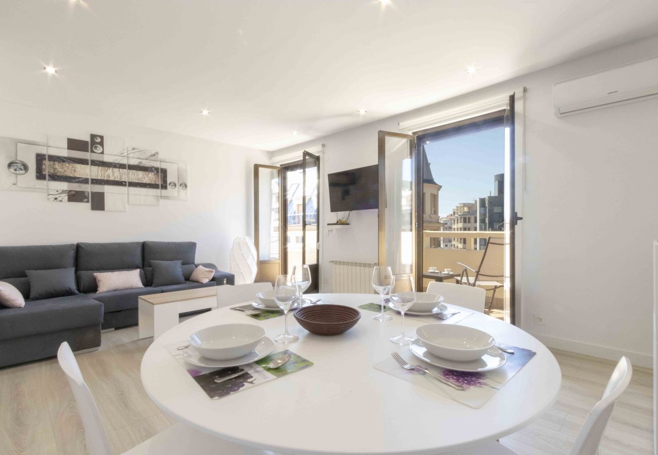 Apartment in San Sebastián - MIRAKRUZ