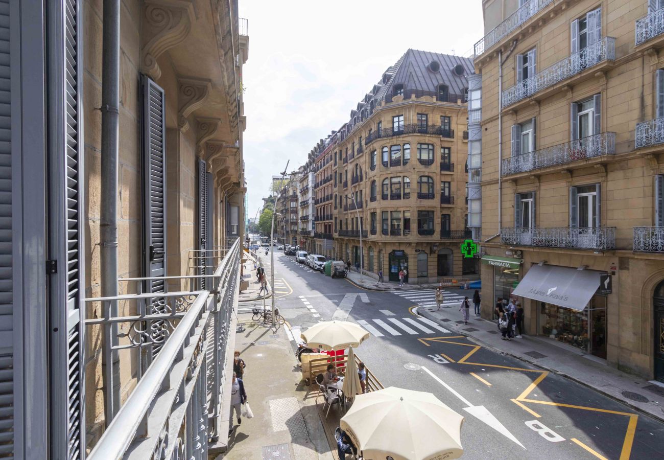 Apartment in San Sebastián - HONDARTZA I