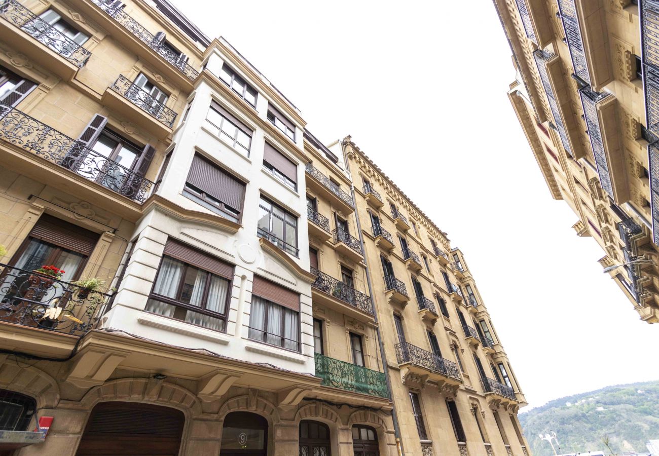 Apartment in San Sebastián - GUERLAIN