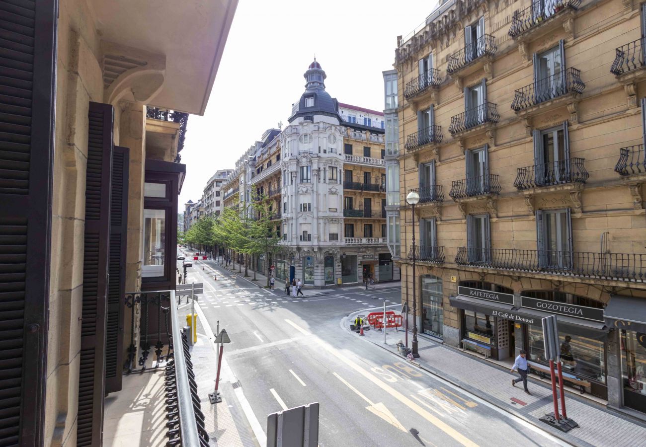 Apartment in San Sebastián - SAN MARTIN II