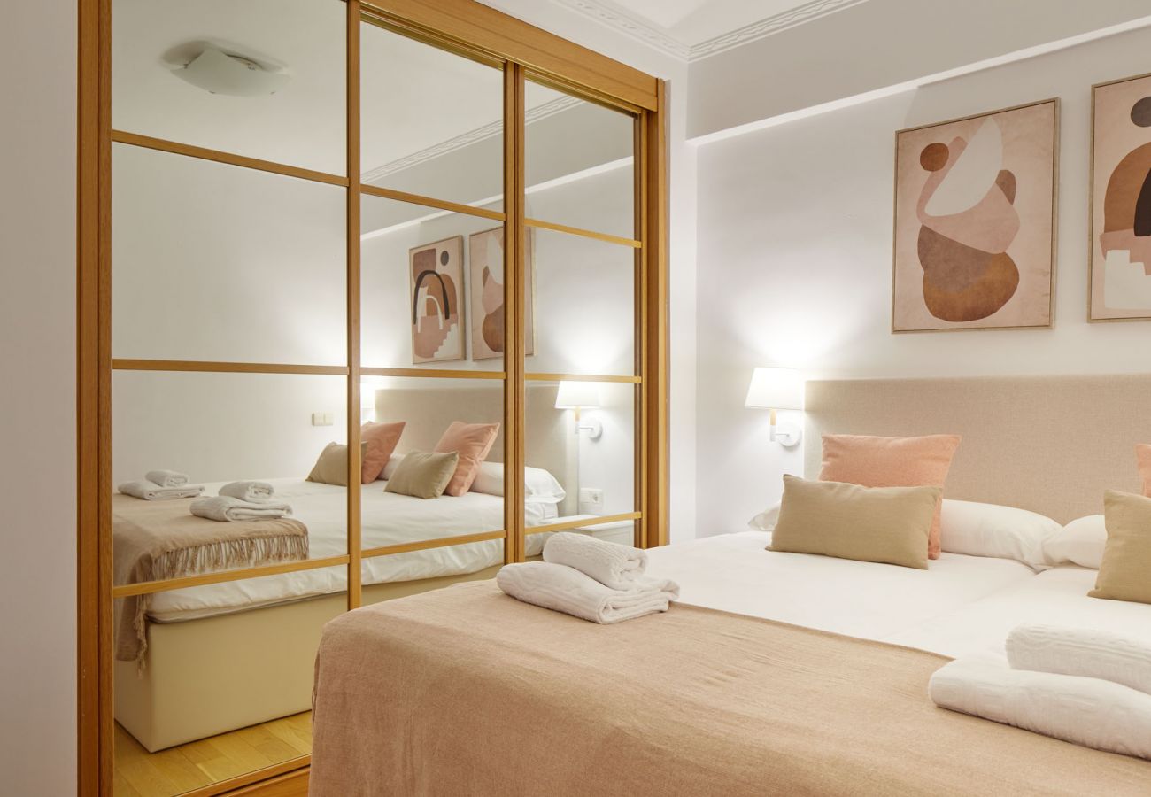 Apartment in San Sebastián - ESNAOLA