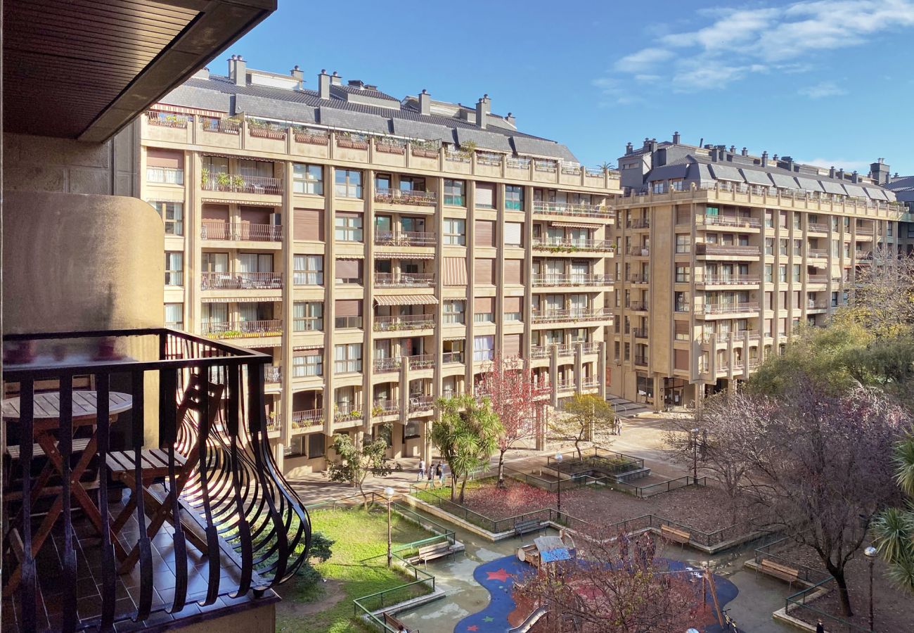 Apartment in San Sebastián - ESNAOLA