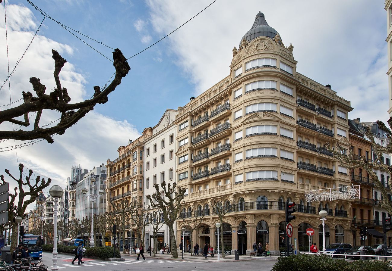 Apartment in San Sebastián - OLABAR I