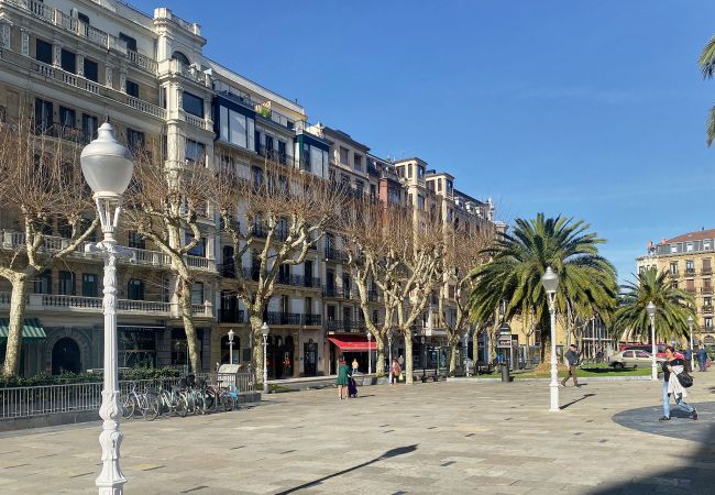 Apartment in San Sebastián - OPERA