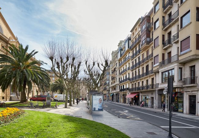 Apartment in San Sebastián - OPERA