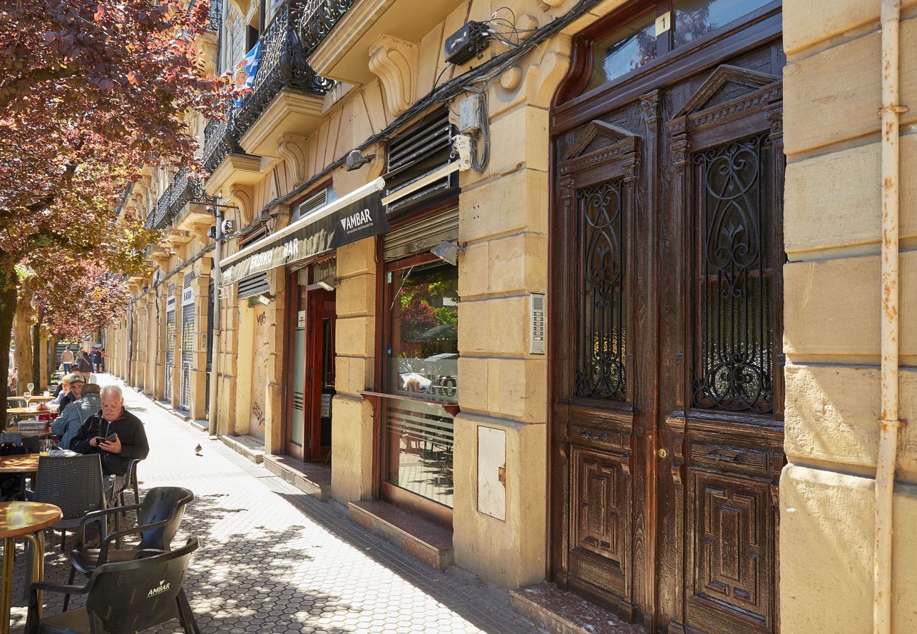 Apartment in San Sebastián - AUTONOMIA II