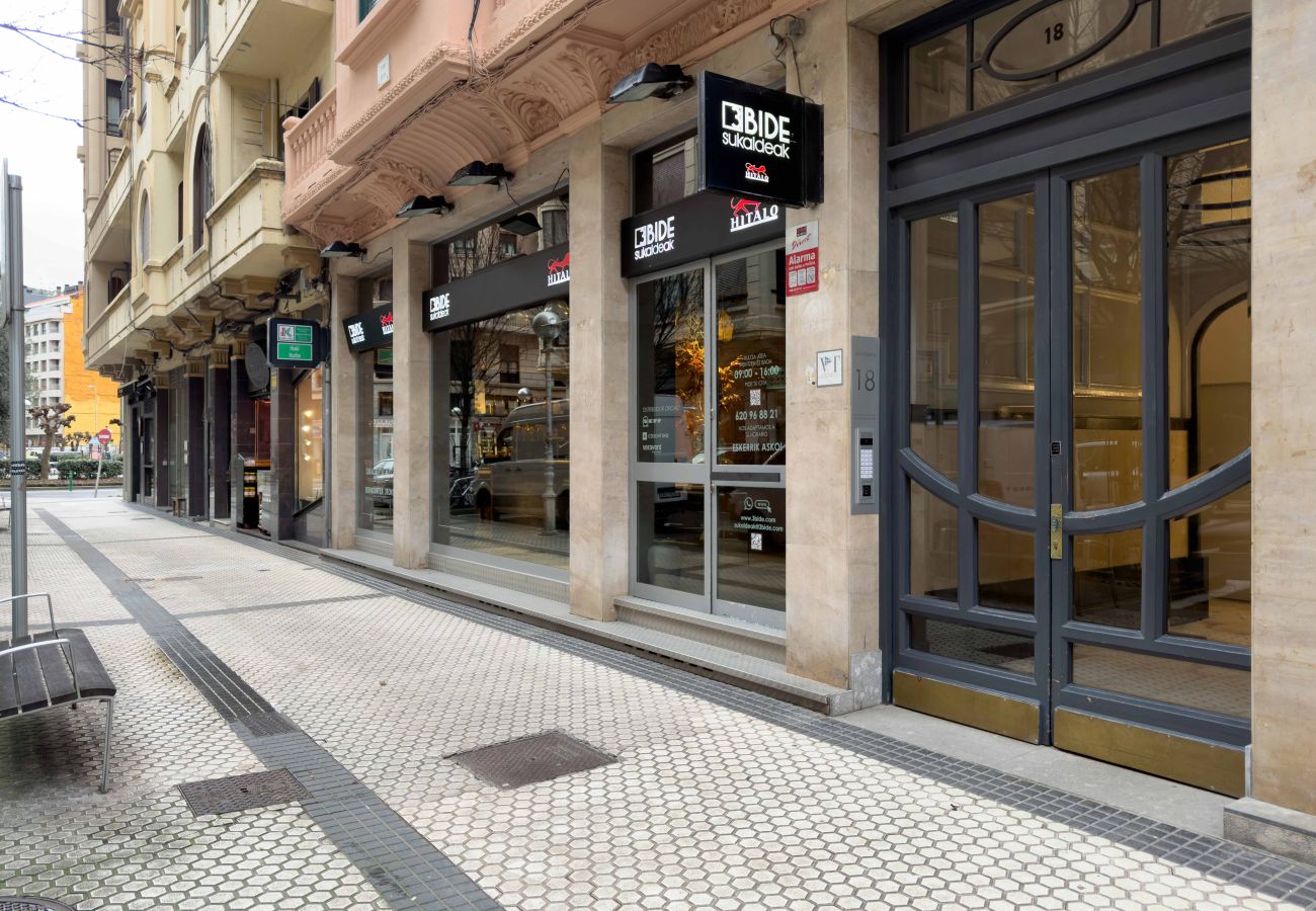 Apartment in San Sebastián - Usandizaga - The Rentals Collection