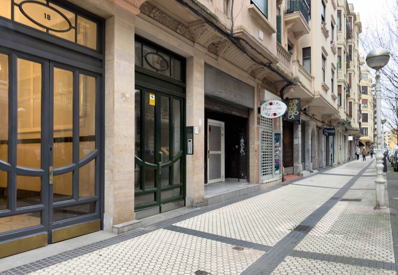 Apartment in San Sebastián - Usandizaga - The Rentals Collection