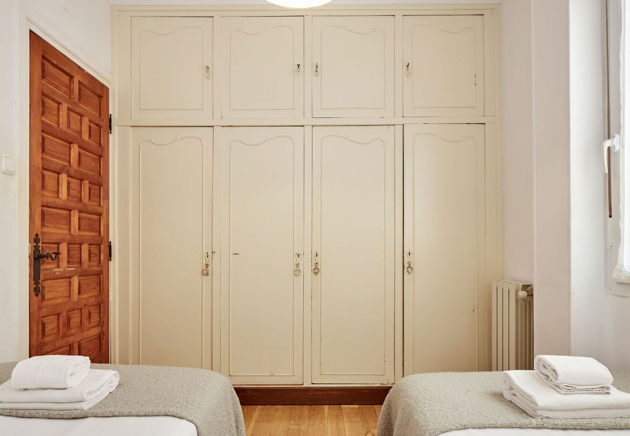 Apartment in San Sebastián - BOTANIKA