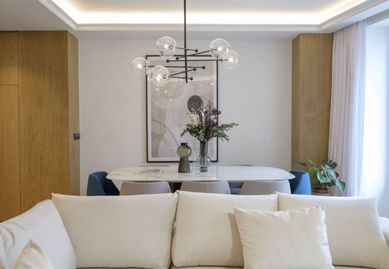 Flat in San Sebastián - ZUBIETA 3º