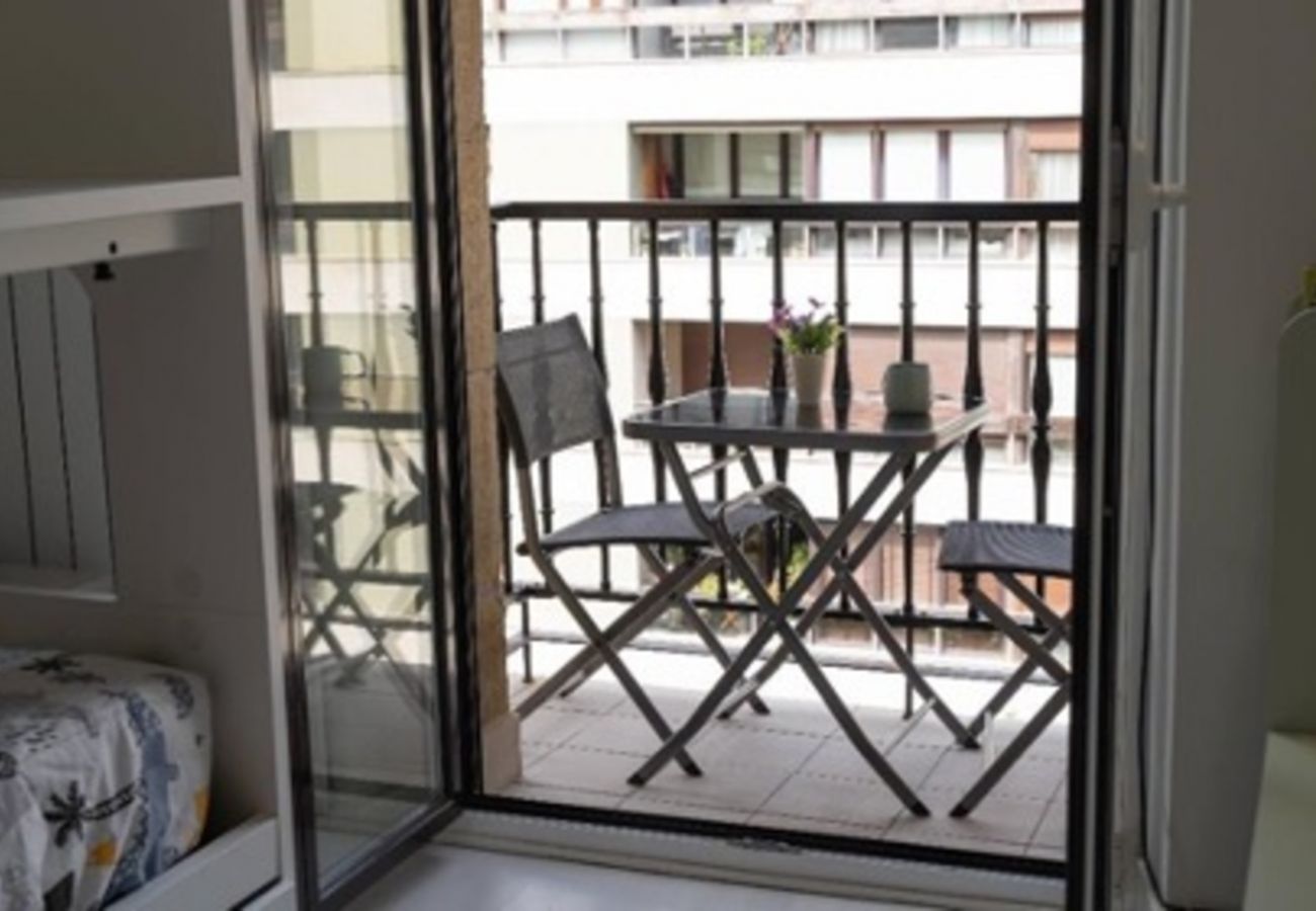 Flat in San Sebastián - ZABALETA 35